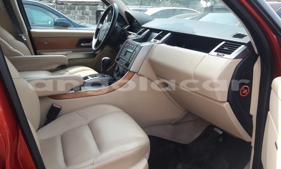 Acheter Occasion Voiture Land Rover Range Rover Sport Rouge à Luanda, Province de Luanda Acheter Occasion Voiture Land Rover Range Rover Sport Rouge à Luanda, Province de Luanda