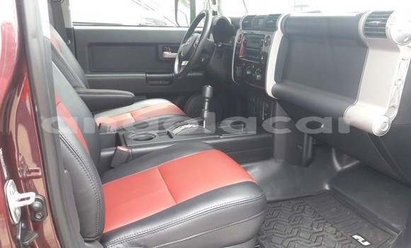 Comprar Usado Toyota FJ Cruiser Outro Carro em Luanda em Luanda Province Comprar Usado Toyota FJ Cruiser Outro Carro em Luanda em Luanda Province