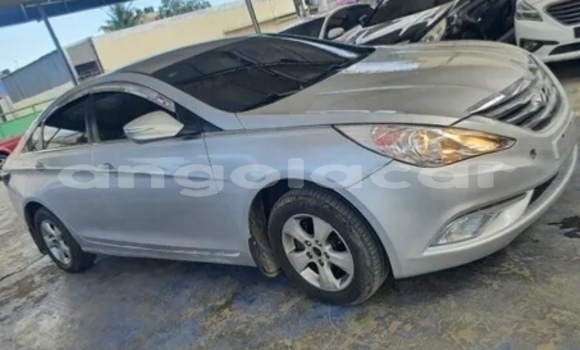 Comprar Usado Hyundai Sonata Outro Carro em Luena em Moxico
