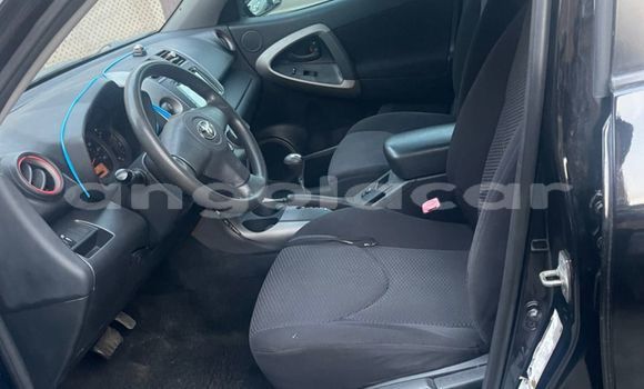 Acheter Occasion Voiture Toyota RAV4 Gris à Luanda, Province de Luanda Acheter Occasion Voiture Toyota RAV4 Gris à Luanda, Province de Luanda