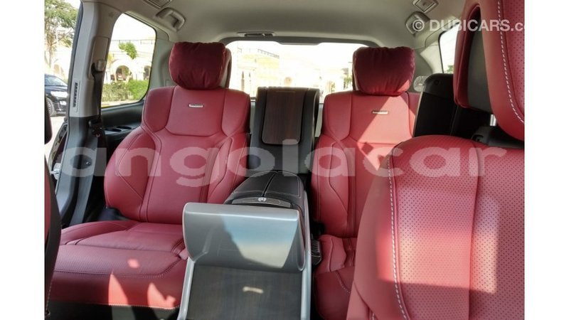 Big with watermark 7552cb4c ab3e 4817 a8fb 44cd765b1e02