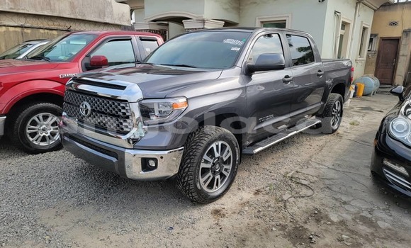 Acheter Occasion Voiture Toyota Tundra Noir à Luanda, Province de Luanda Acheter Occasion Voiture Toyota Tundra Noir à Luanda, Province de Luanda
