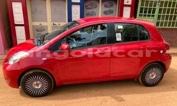 Comprar Usado Toyota Yaris Vermelho Carro em Luena em Moxico