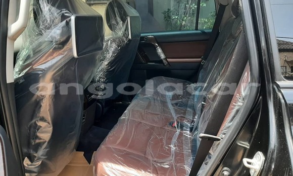 Acheter Occasion Voiture Toyota Land Cruiser Prado Noir à Luanda, Province de Luanda Acheter Occasion Voiture Toyota Land Cruiser Prado Noir à Luanda, Province de Luanda