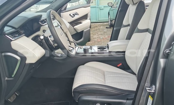 Buy Used Land Rover Range Rover Velar Silver Car in Luanda in Luanda Province Buy Used Land Rover Range Rover Velar Silver Car in Luanda in Luanda Province