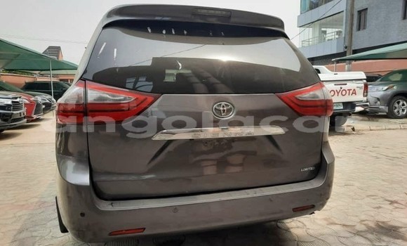 Comprar Usado Toyota Sienna Preto Carro em Luanda em Luanda Province Comprar Usado Toyota Sienna Preto Carro em Luanda em Luanda Province