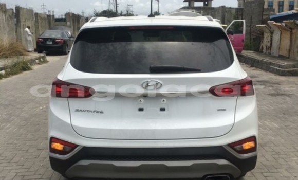 Comprar Usado Hyundai Santa Fe Branco Carro em Luanda em Luanda Province Comprar Usado Hyundai Santa Fe Branco Carro em Luanda em Luanda Province
