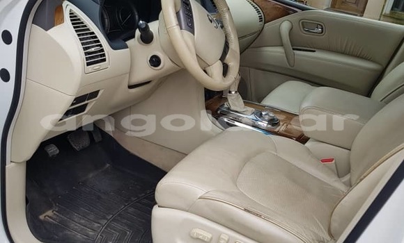 Acheter Occasion Voiture Infiniti QX80 Blanc à Luanda, Province de Luanda Acheter Occasion Voiture Infiniti QX80 Blanc à Luanda, Province de Luanda