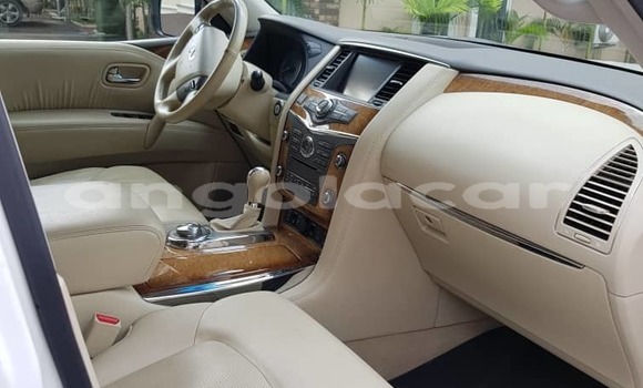 Comprar Usado Infiniti QX80 Branco Carro em Luanda em Luanda Province Comprar Usado Infiniti QX80 Branco Carro em Luanda em Luanda Province