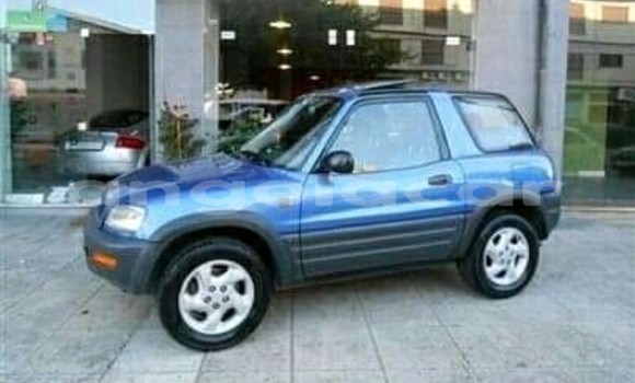 Acheter Occasion Voiture Toyota RAV4 Bleu à Luanda, Province de Luanda