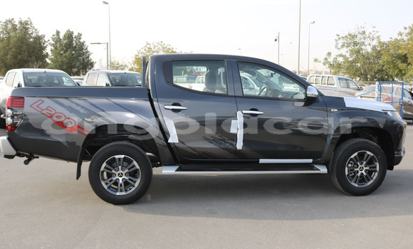 Comprar Importar Mitsubishi L200 Outro Carro em Import - Dubai em Bengo Province Comprar Importar Mitsubishi L200 Outro Carro em Import - Dubai em Bengo Province