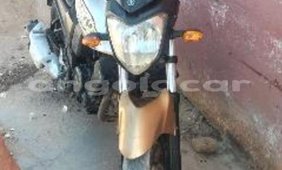 Comprar Usado Moto Morini 125 Branco Moto em Luanda em Luanda Province