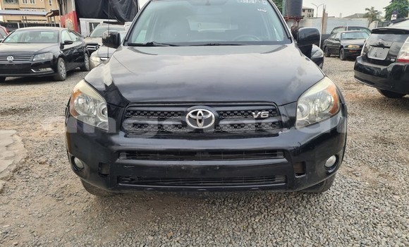 Comprar Usado Toyota RAV4 Preto Carro em Luanda em Luanda Province Comprar Usado Toyota RAV4 Preto Carro em Luanda em Luanda Province
