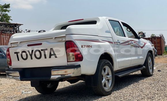 Comprar Usado Toyota Hilux Branco Carro em Luanda em Luanda Province Comprar Usado Toyota Hilux Branco Carro em Luanda em Luanda Province