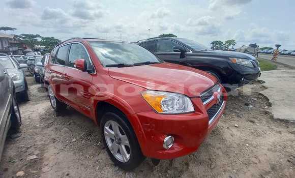 Comprar Usado Toyota RAV4 Vermelho Carro em Luanda em Luanda Province Comprar Usado Toyota RAV4 Vermelho Carro em Luanda em Luanda Province