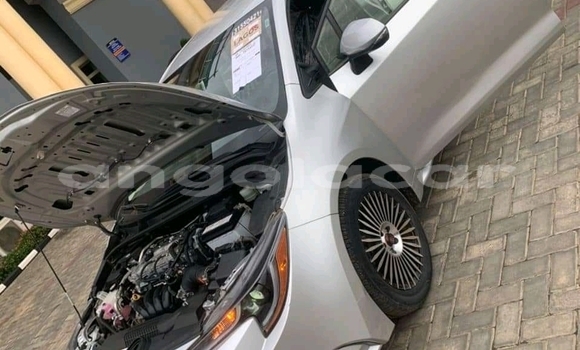 Buy Used Toyota Corolla Other Car in Luanda in Luanda Province