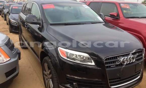 Comprar Usado Audi Q7 Preto Carro em Luanda em Luanda Province