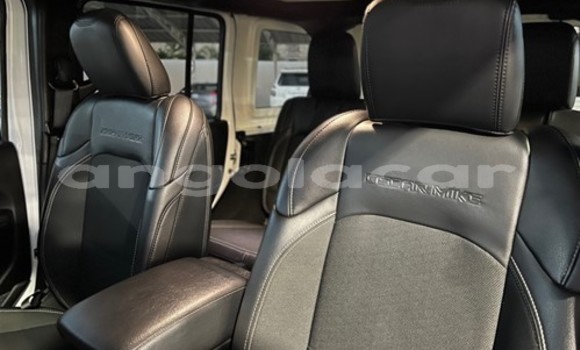 Acheter Occasion Voiture Jeep Wrangler Blanc à Luanda, Province de Luanda Acheter Occasion Voiture Jeep Wrangler Blanc à Luanda, Province de Luanda