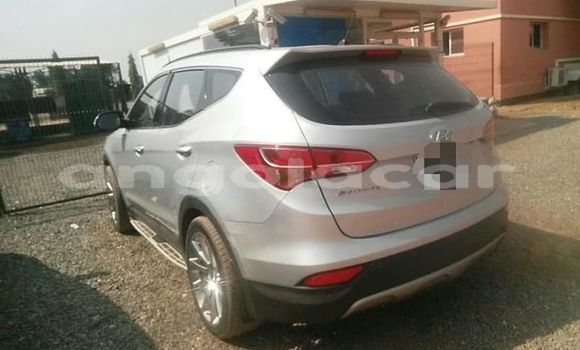 Acheter Occasion Voiture Hyundai Santa Fe Gris à Luanda, Province de Luanda Acheter Occasion Voiture Hyundai Santa Fe Gris à Luanda, Province de Luanda