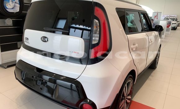 Buy Used Kia Soul White Car in Luanda in Luanda Province Buy Used Kia Soul White Car in Luanda in Luanda Province