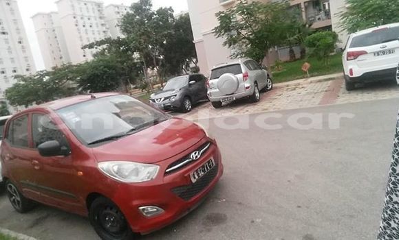 Acheter Occasion Voiture Hyundai i10 Rouge à Luanda, Province de Luanda Acheter Occasion Voiture Hyundai i10 Rouge à Luanda, Province de Luanda