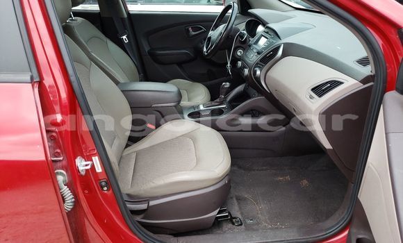 Acheter Occasion Voiture Hyundai Tucson Rouge à Luanda, Province de Luanda Acheter Occasion Voiture Hyundai Tucson Rouge à Luanda, Province de Luanda