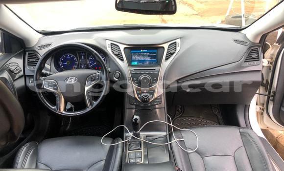 Acheter Occasion Voiture Hyundai Azera Blanc à Luanda, Province de Luanda Acheter Occasion Voiture Hyundai Azera Blanc à Luanda, Province de Luanda