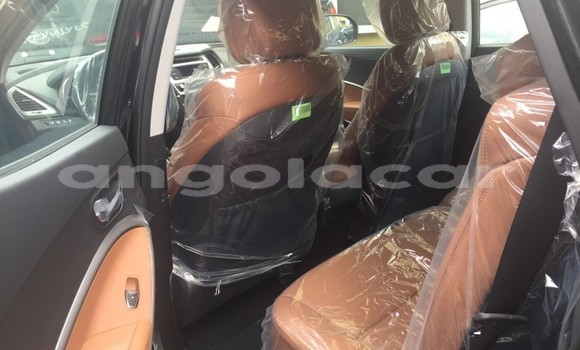 Acheter Occasion Voiture Hyundai Santa Fe Noir à Luanda, Province de Luanda Acheter Occasion Voiture Hyundai Santa Fe Noir à Luanda, Province de Luanda