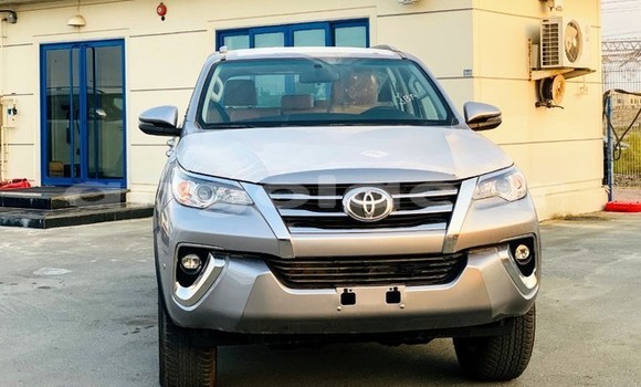 Buy Used Toyota Fortuner Silver Car in Luanda in Luanda Province Buy Used Toyota Fortuner Silver Car in Luanda in Luanda Province