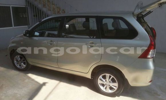 Acheter Occasion Voiture Toyota Avanza Gris à Luanda, Province de Luanda Acheter Occasion Voiture Toyota Avanza Gris à Luanda, Province de Luanda