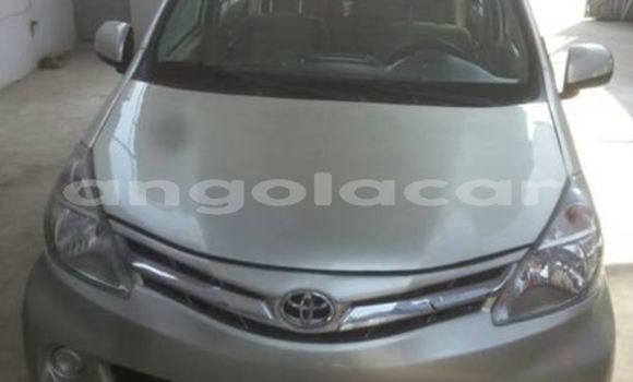 Acheter Occasion Voiture Toyota Avanza Gris à Luanda, Province de Luanda Acheter Occasion Voiture Toyota Avanza Gris à Luanda, Province de Luanda