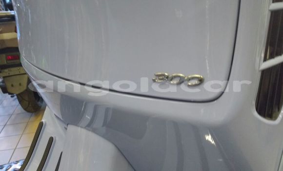 Acheter Neuf Moto Vespa GT Blanc à Luanda, Province de Luanda Acheter Neuf Moto Vespa GT Blanc à Luanda, Province de Luanda