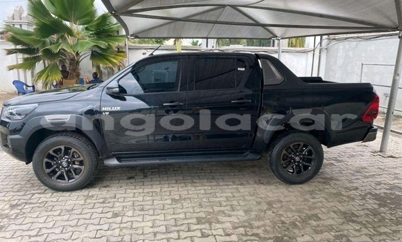 Acheter Occasion Voiture Toyota Hiluxe Revo Noir à Luanda, Province de Luanda Acheter Occasion Voiture Toyota Hiluxe Revo Noir à Luanda, Province de Luanda