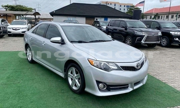 Comprar Usado Toyota Camry Preto Carro em Luanda em Luanda Province Comprar Usado Toyota Camry Preto Carro em Luanda em Luanda Province