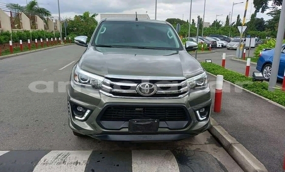 Comprar Usado Toyota Hilux Outro Carro em Luanda em Luanda Province