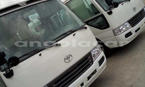 Buy Used Toyota Coaster White Car in Luanda in Luanda Province