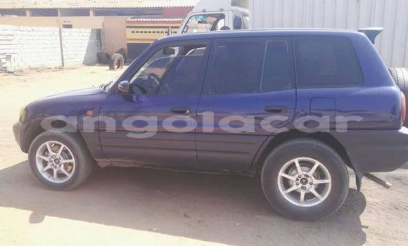 Acheter Occasion Voiture Toyota RAV4 Bleu à Luanda, Province de Luanda Acheter Occasion Voiture Toyota RAV4 Bleu à Luanda, Province de Luanda