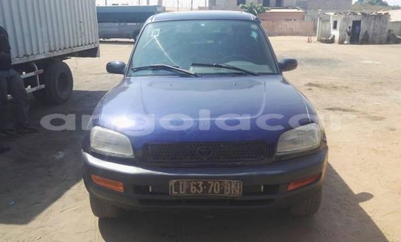 Acheter Occasion Voiture Toyota RAV4 Bleu à Luanda, Province de Luanda Acheter Occasion Voiture Toyota RAV4 Bleu à Luanda, Province de Luanda