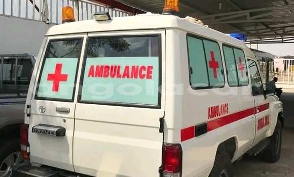 Acheter Occasion Voiture Toyota Land Cruiser Blanc à Luanda, Province de Luanda Acheter Occasion Voiture Toyota Land Cruiser Blanc à Luanda, Province de Luanda