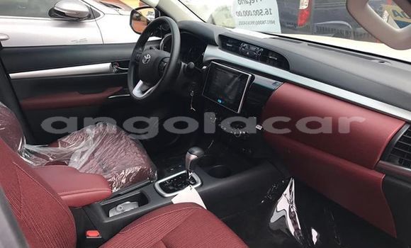 Acheter Occasion Voiture Toyota Hilux Gris à Luanda, Province de Luanda Acheter Occasion Voiture Toyota Hilux Gris à Luanda, Province de Luanda