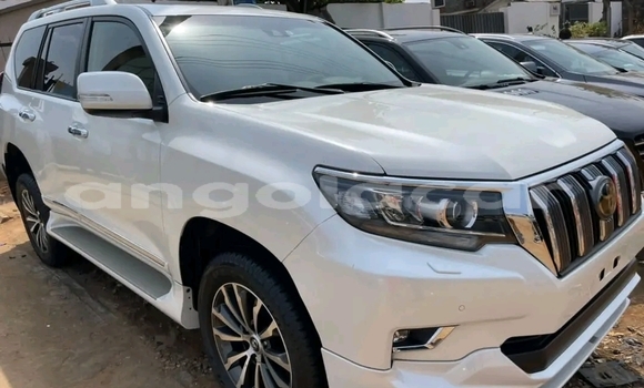 Comprar Usado Toyota Land Cruiser Prado Branco Carro em Luena em Moxico Comprar Usado Toyota Land Cruiser Prado Branco Carro em Luena em Moxico