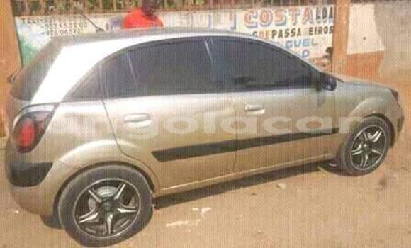 Comprar Usado Kia rio Marrom Carro em Luanda em Luanda Province Comprar Usado Kia rio Marrom Carro em Luanda em Luanda Province