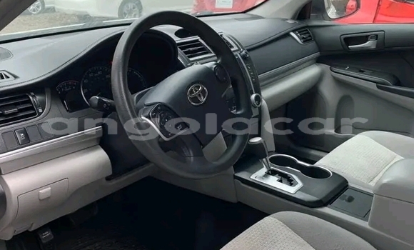 Acheter Occasion Voiture Toyota Camry Blanc à Luanda, Province de Luanda Acheter Occasion Voiture Toyota Camry Blanc à Luanda, Province de Luanda