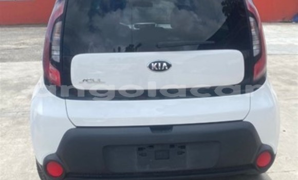 Comprar Usado Kia Soul Branco Carro em Luanda em Luanda Province