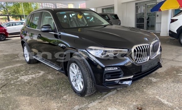 Buy Used BMW X5 M Black Car in Luanda in Luanda Province