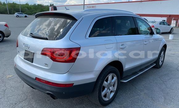 Acheter Occasion Voiture Audi Q7 Gris à Luanda, Province de Luanda Acheter Occasion Voiture Audi Q7 Gris à Luanda, Province de Luanda