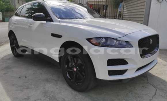 Comprar Usado Jaguar F-Pace Branco Carro em Luanda em Luanda Province Comprar Usado Jaguar F-Pace Branco Carro em Luanda em Luanda Province