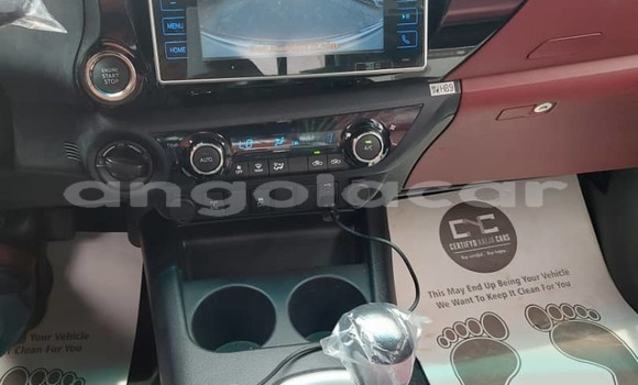 Acheter Occasion Voiture Toyota Hiluxe Revo Blanc à Luanda, Province de Luanda Acheter Occasion Voiture Toyota Hiluxe Revo Blanc à Luanda, Province de Luanda