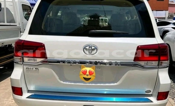 Acheter Occasion Voiture Toyota Land Cruiser Prado Blanc à Luanda, Province de Luanda Acheter Occasion Voiture Toyota Land Cruiser Prado Blanc à Luanda, Province de Luanda