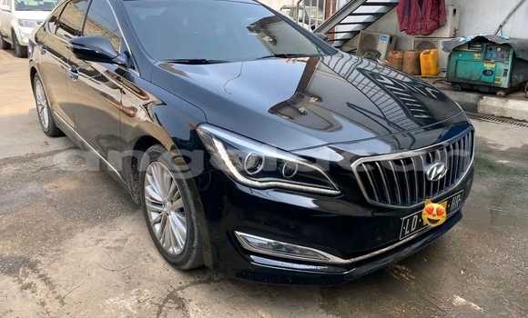 Buy Used Hyundai Aslan Black Car in Luanda in Luanda Province
